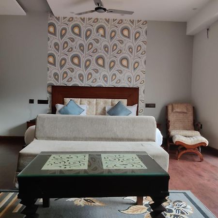 Dreamcatcher Boutique Hotels Bhīm Tāl Exteriör bild