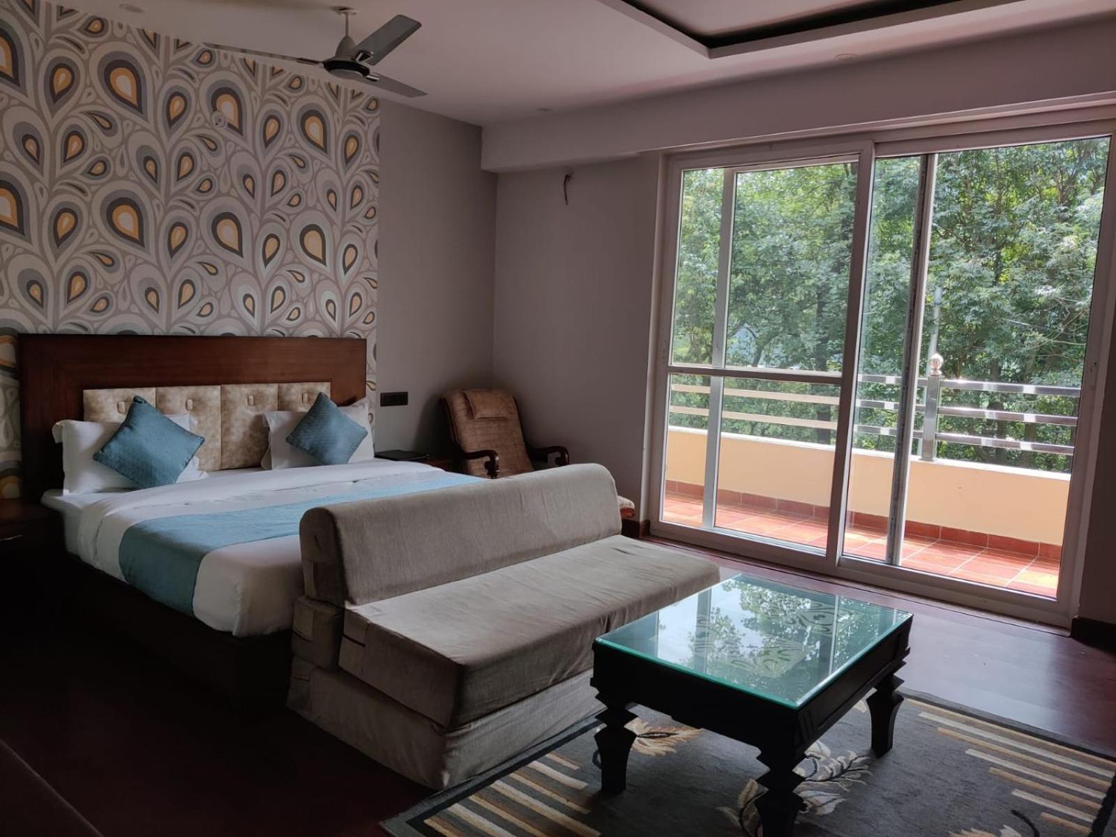 Dreamcatcher Boutique Hotels Bhīm Tāl Exteriör bild