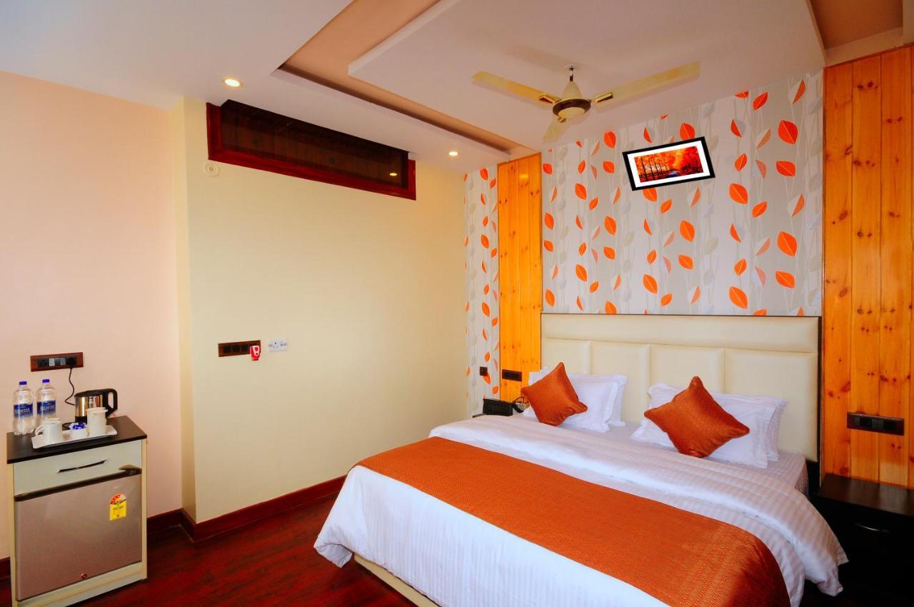 Dreamcatcher Boutique Hotels Bhīm Tāl Exteriör bild