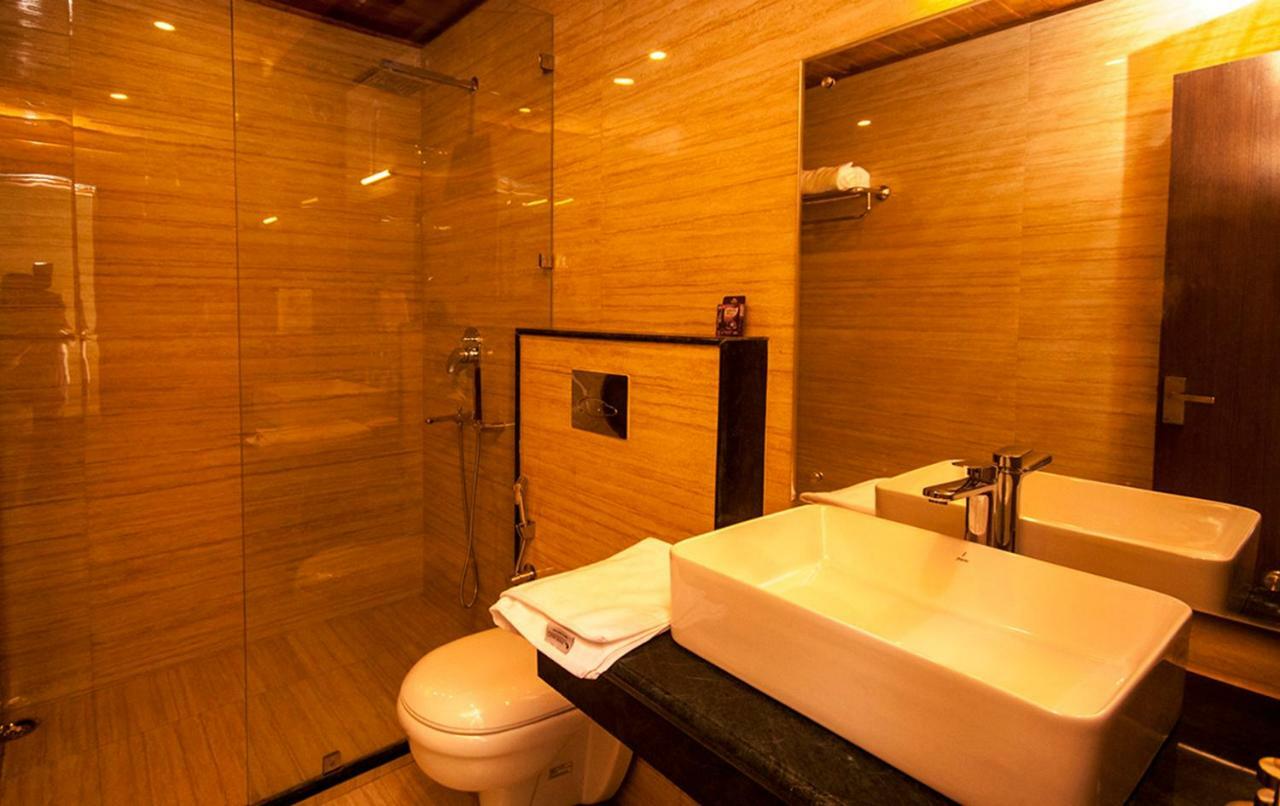 Dreamcatcher Boutique Hotels Bhīm Tāl Exteriör bild